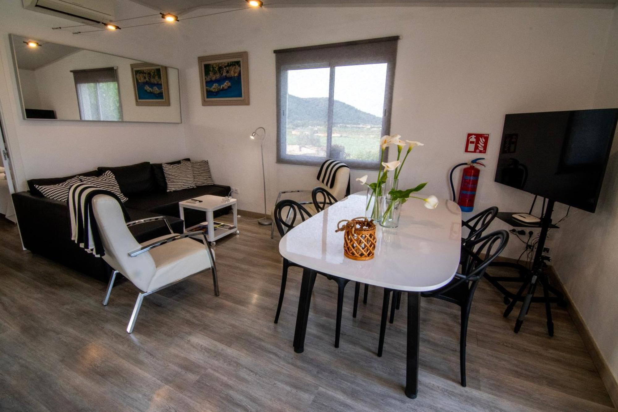 Els Tarongers Perfect For Families Or Friends Villa Sa Pobla Exterior foto
